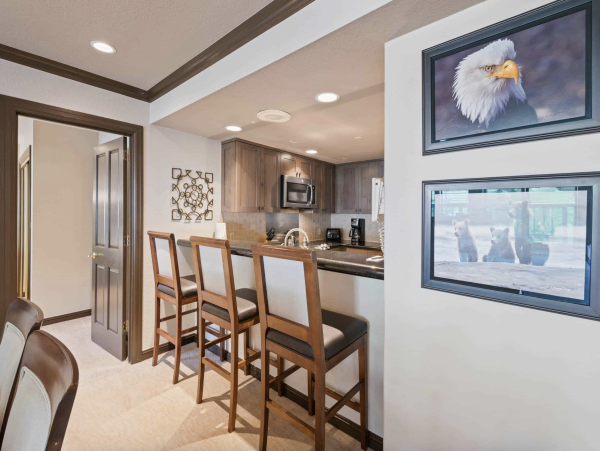 Fantastic Retreat set in the heart of Beaver Creek Village